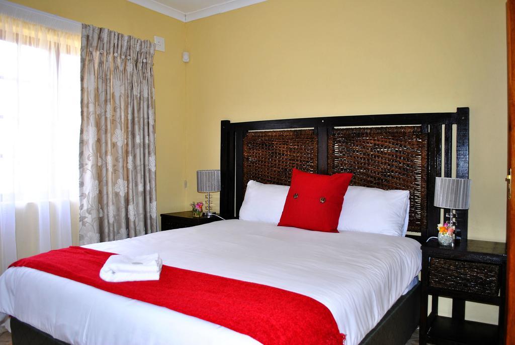 Mount Azimbo Lodge لويس تريشارد المظهر الخارجي الصورة